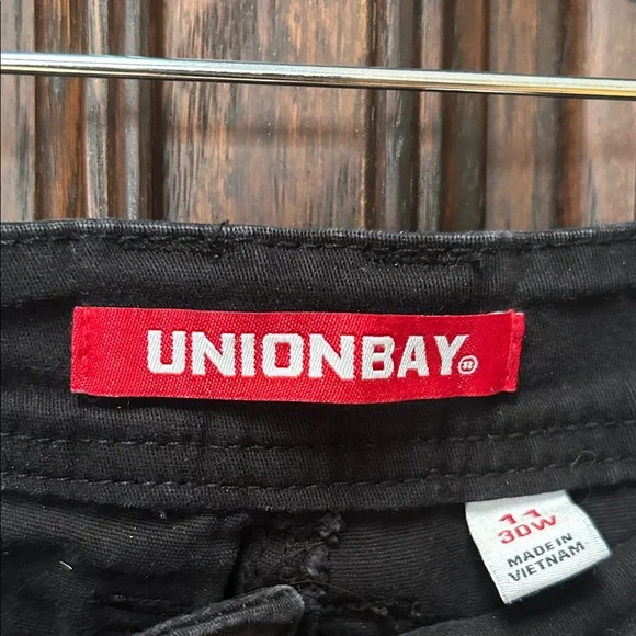 UNIONBAY Black Utility Cargo Pants - Picture 3 of 10
